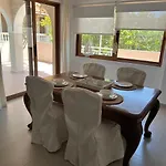 Eleni - Ground Floor Open Plan Апартаменты *