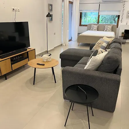 Eleni - Ground Floor Open Plan Alykanas (Zakynthos)